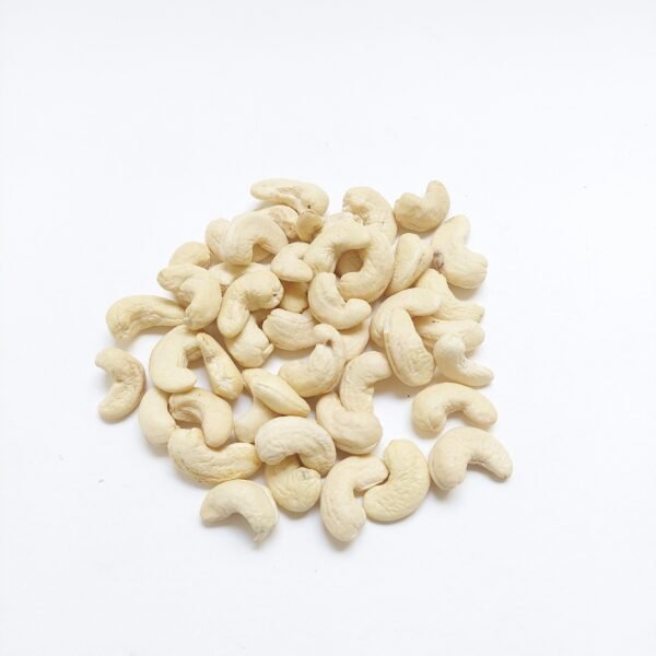 W-210 Cashews (Large Kaju) – 1 KG